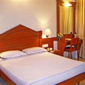 Hotel Nandhini - Minerva Circle